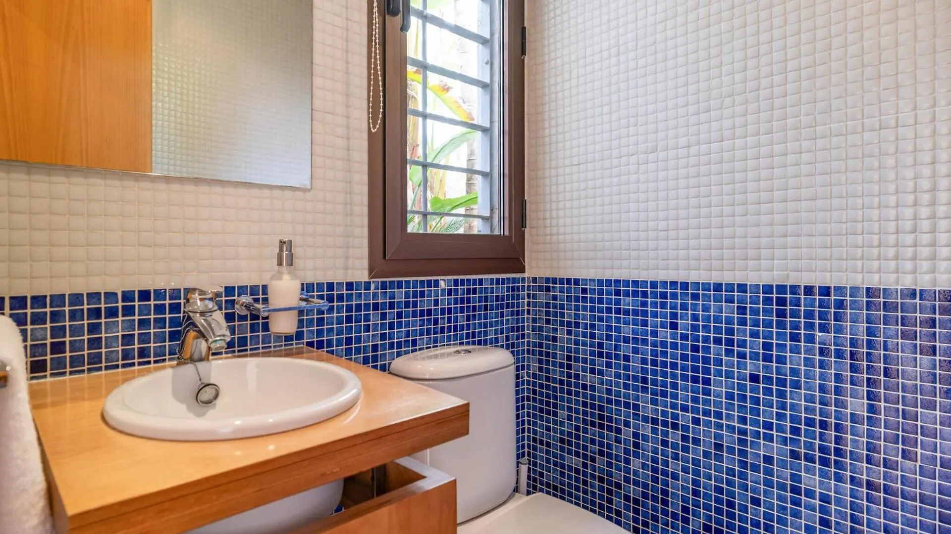 Amazing Home In La Herradura - Almunec With Heated Swimming Pool 0*, La Herradura (Granada)